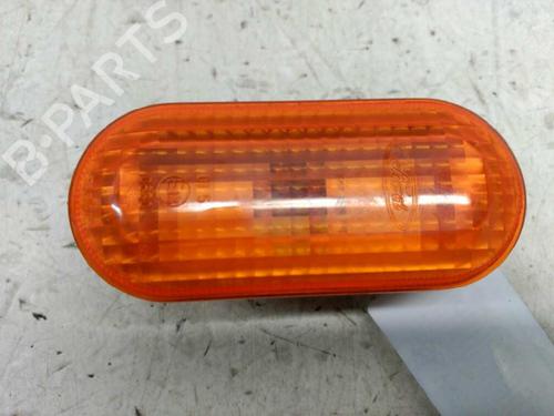 Used Left side indicator FORD FIESTA V (JH_, JD_) [2001-2014]  21437407