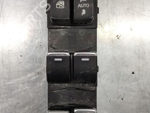 Used Left front window switch MAZDA CX-5 (KE, GH) 2.2 D (KE2FW) (150 hp) 29704213