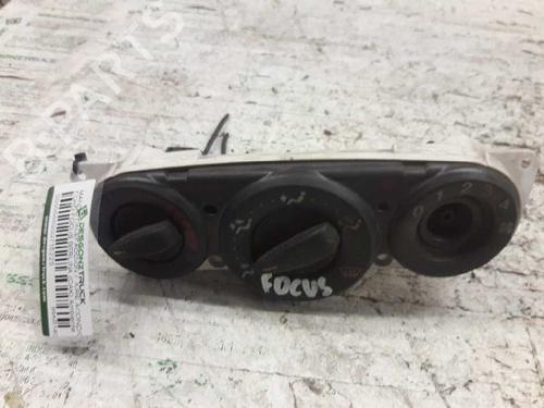 Used Climate control FORD FOCUS I (DAW, DBW) [1998-2009]  21459689