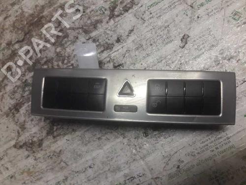 Used Warning switch MERCEDES-BENZ C-CLASS Coupe (CL203) C 220 CDI (203.708) (150 hp) 21451874