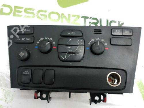 Commande Chauffage VOLVO S60 I (384) 2.4 D (163 hp) 21426710