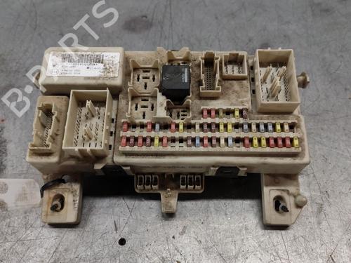 Used Fuse box FORD FOCUS II Saloon (DB_, FCH, DH) 1.8 TDCi (115 hp) 28806886