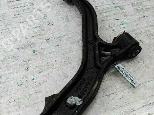 Used Right front suspension arm CHRYSLER VOYAGER / GRAND VOYAGER III (GS_, NS_) [1992-2001]  21434047