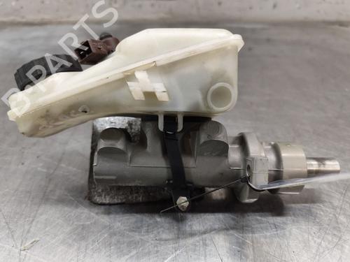Used Brake master cylinder PEUGEOT PARTNER MPV (5_, G_) [1996-2026]  31147612