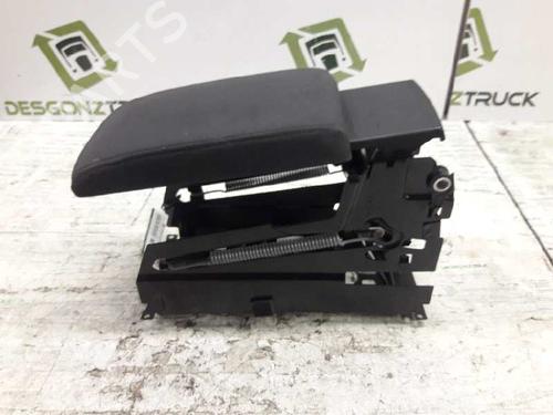 Armrest / Center console VW PASSAT B5.5 (3B3) 1.9 TDI | BP21457924I20 