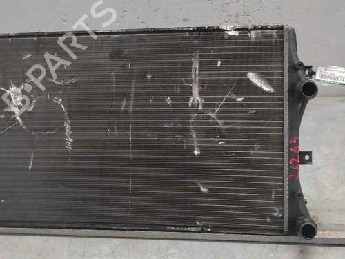 Used Water radiator VW GOLF V (1K1) [2003-2010]  21398659