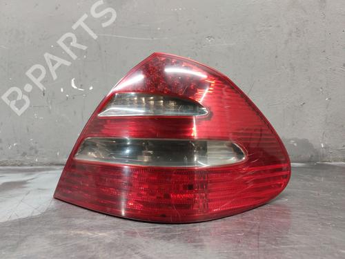 Used Right taillight Right taillight MERCEDES-BENZ E-CLASS (W211) E 320 CDI (211.026) (204 hp) 34225462 34225462