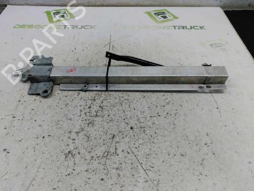 Used Right front suspension arm RENAULT VEL SATIS (BJ0_) [2002-2025]  21439829