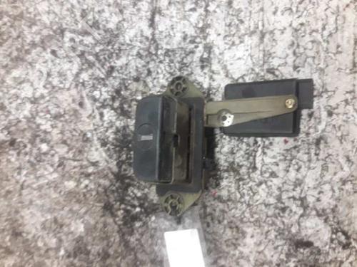 Used Tailgate lock RENAULT MEGANE I (BA0/1_) [1995-2004]  21466424