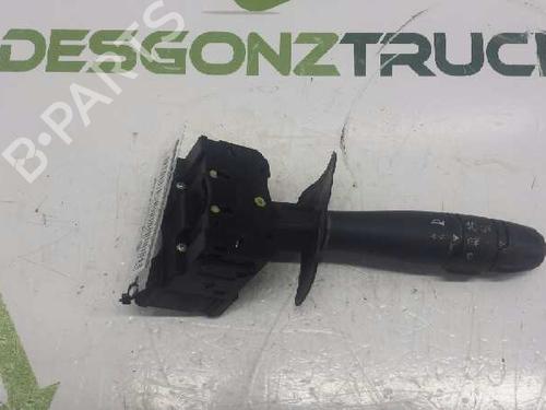 Used Steering column stalk RENAULT MEGANE I Classic (LA0/1_) 1.6 16V (LA00, LA04, LA0B, LA11, LA16, LA19, LA1J, LA1K,... (107 hp) 21425673