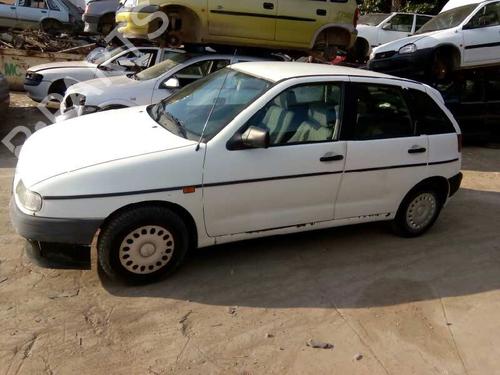 Left taillight SEAT IBIZA II (6K1)  | BP21425716C34 