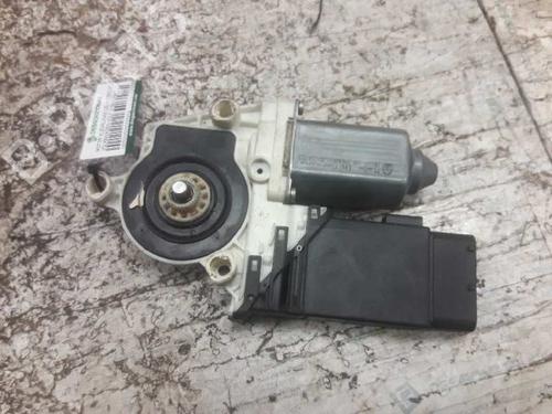 Used Left front window motor VW GOLF IV (1J1) [1997-2008]  21463908