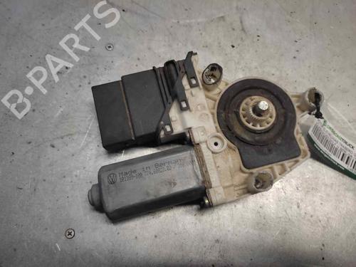 Portierruitmotor linksachter VW GOLF IV (1J1) [1997-2008]  21399151