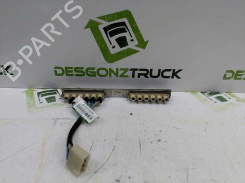 Used Lamp holder MERCEDES-BENZ MB Van (W631) [1988-1996]  21430266
