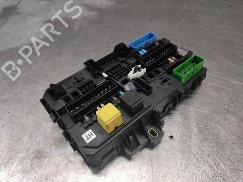 fuse-box-opel-astra-h-gtc-a04-2005-2006-2007-2008-2009-2010-38038001 main image