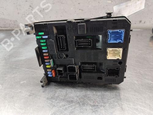 Used Fuse box CITROËN BERLINGO MULTISPACE (B9) 1.6 HDi 75 16V (75 hp) 32008383