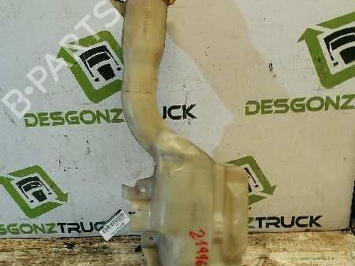 Used Windscreen washer tank CHRYSLER 300C (LX, LE) 3.0 CRD (218 hp) 21480839