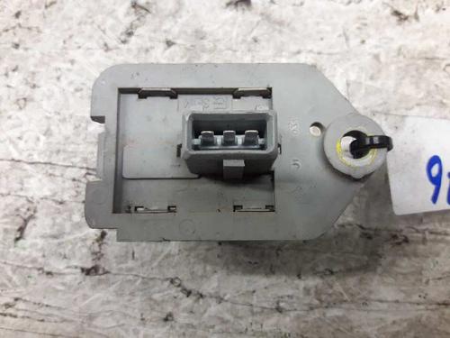Used Heater resistor PEUGEOT 406 (8B) [1995-2005]  21457545
