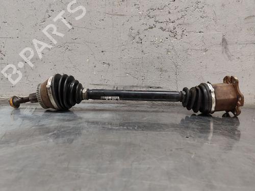 Used Left front driveshaft AUDI A4 B7 (8EC) 2.0 TDI (140 hp) 31136972