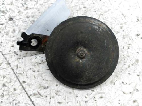 Used Horn MITSUBISHI PAJERO II (V3_W, V2_W, V4_W, V5_W) [1990-2001]  21440126