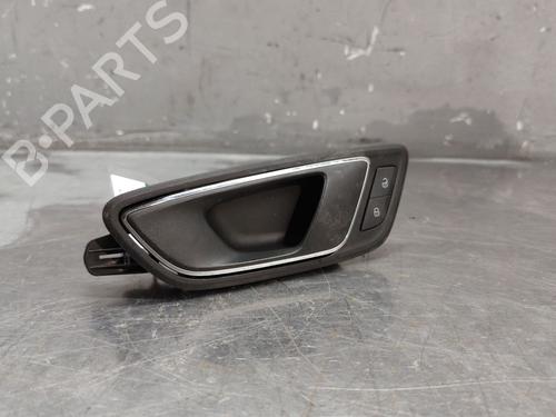 Poignée intérieure avant gauche Poignée intérieure avant gauche SEAT LEON (5F1) 1.6 TDI (105 hp) 35793874 35793874