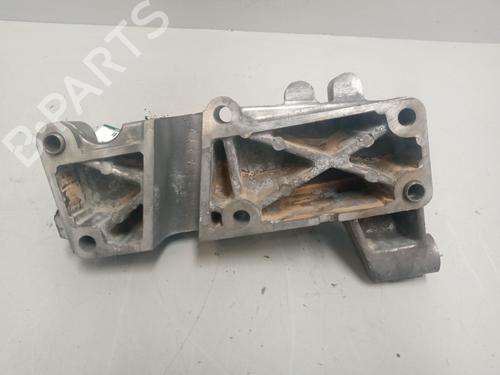 Used Engine mount IVECO DAILY VI Platform/Chassis 35S16, 35C16, 40C16, 42S16, 50C16, 60C16, 65C16, 70C16 (160 hp) 29888289
