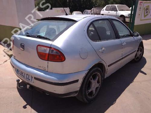 Venstre bagtil invendig håndtag SEAT LEON (1M1)  | BP21468035I15 