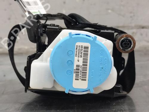 Used Rear left seatbelt MERCEDES-BENZ GLA-CLASS (X156) GLA 200 (156.943) (156 hp) 31168948
