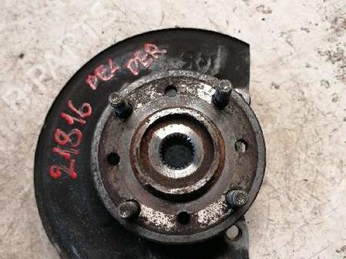 Used Right front steering knuckle MITSUBISHI CARISMA (DA_) [1995-2006]  21481504