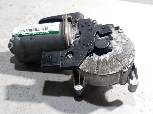 Used Front wiper motor MERCEDES-BENZ SPRINTER 5-t Van (B906) 515 CDI (906.653, 906.655, 906.657) (150 hp) 29077256