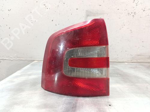 Used Left taillight SKODA OCTAVIA II Combi (1Z5) [2004-2013]  30933461