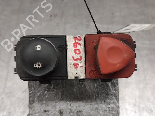 Bouton de warning RENAULT SCÉNIC II (JM0/1_) [2003-2010]  31147602