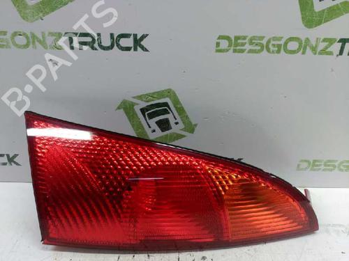 Used Right taillight FORD FOCUS I (DAW, DBW) [1998-2009]  21431867