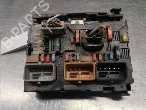 Used Fuse box Fuse box PEUGEOT 307 (3A/C) [2000-2012] 32765671 32765671
