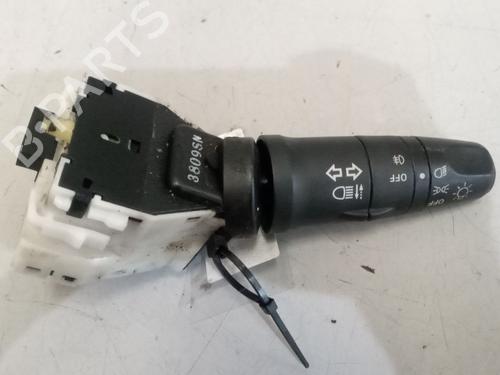 Used Steering column stalk NISSAN NT400 CABSTAR (F24M) 28.12, 32.12, 35.12 (F91AN, F24M) (122 hp) 27894703