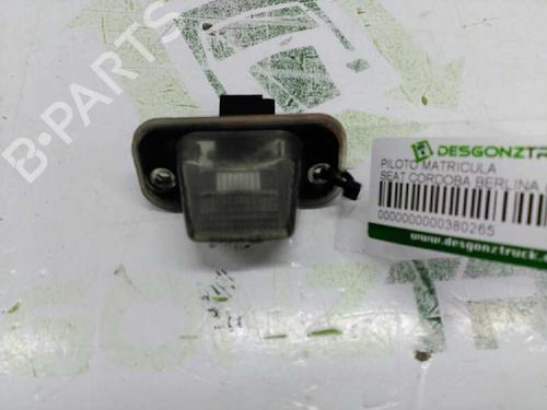 Used Licence plate light SEAT CORDOBA (6K1, 6K2) [1993-2002]  21433245