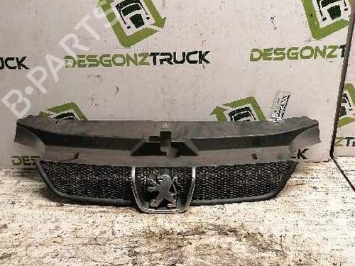 Grille PEUGEOT 406 (8B)  | BP21476386C40 