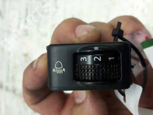 Used Headlight switch NISSAN X-TRAIL I (T30) [2001-2013]  21453007
