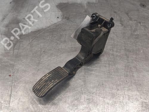 Pedal Pedal MERCEDES-BENZ VITO Bus (W639) 109 CDI (639.701, 639.703, 639.705) (95 hp) 33954301 33954301