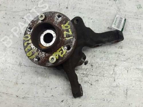 Used Left front steering knuckle RENAULT MEGANE I (BA0/1_) [1995-2004]  21450957