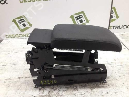 Armrest / Center console VW PASSAT B5.5 (3B3) 1.9 TDI | BP21457924I20 