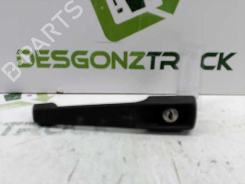 Used Front right exterior door handle MERCEDES-BENZ MB Van (W631) [1988-1996]  21428682