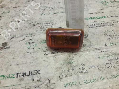 Used Right side indicator MERCEDES-BENZ VITO Van (W638) [1997-2003]  21458485