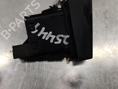 Used Warning switch MAZDA CX-5 (KE, GH) 2.2 D (KE2FW) (150 hp) 30181886