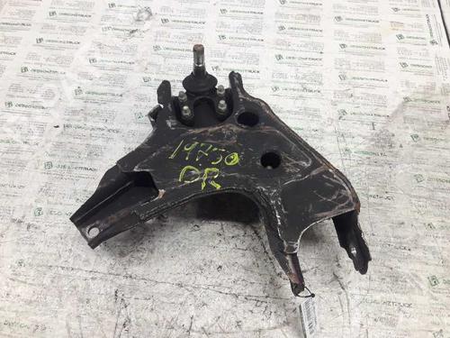 Højre fortil bærearm NISSAN TERRANO II (R20) [1992-2007]  21459156