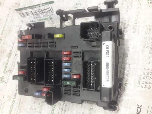 Zekeringkast PEUGEOT 206 Hatchback (2A/C) [1998-2012]  21469545
