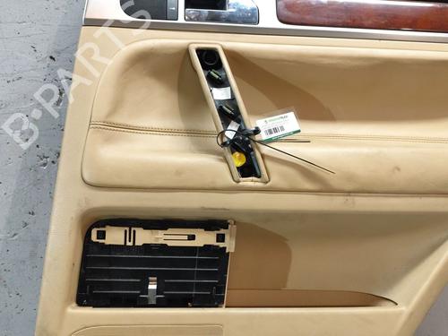 Verkleidung hinten rechts VW TOUAREG (7LA, 7L6, 7L7) 5.0 V10 TDI | BP26691666C61 