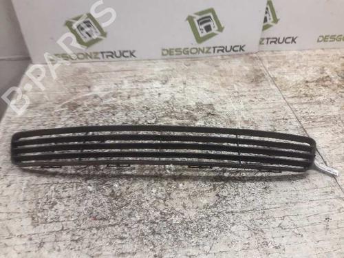 Used Grille FORD FIESTA V (JH_, JD_) [2001-2014]  21464207