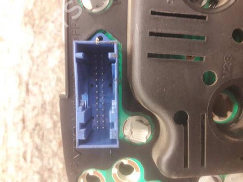 Instrument cluster PEUGEOT 306 Hatchback (7A, 7C, N3, N5) | BP21443076C47