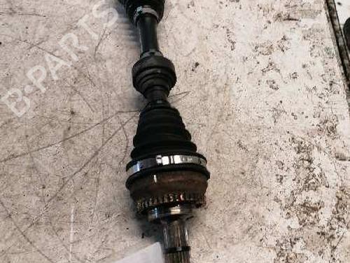 Used Left front driveshaft MITSUBISHI CARISMA (DA_) [1995-2006]  21481585
